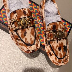 Brown and White Loafers with Gold Accent